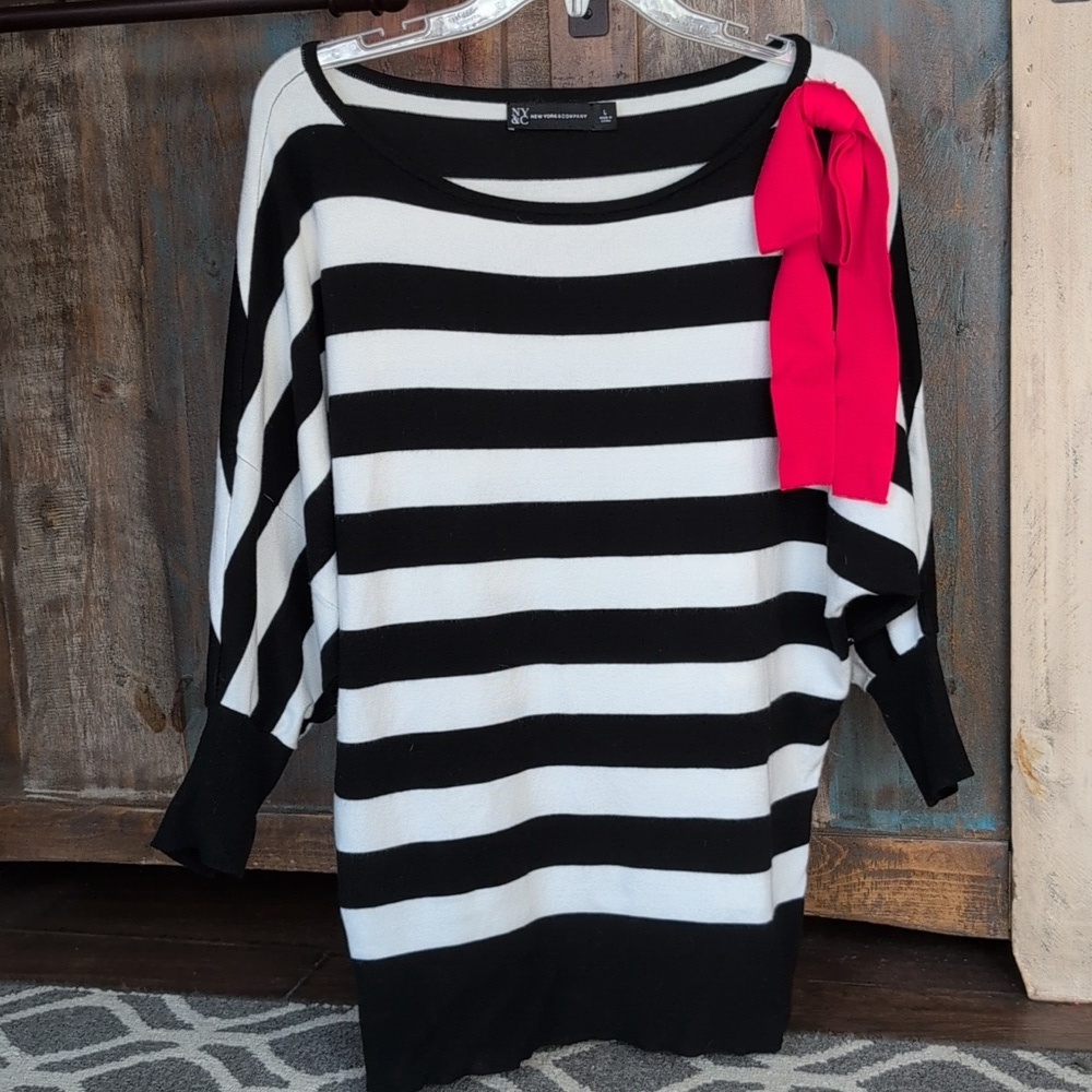 New York & Company Black & White Striped Sweater Bow Shoulder - Women's Large